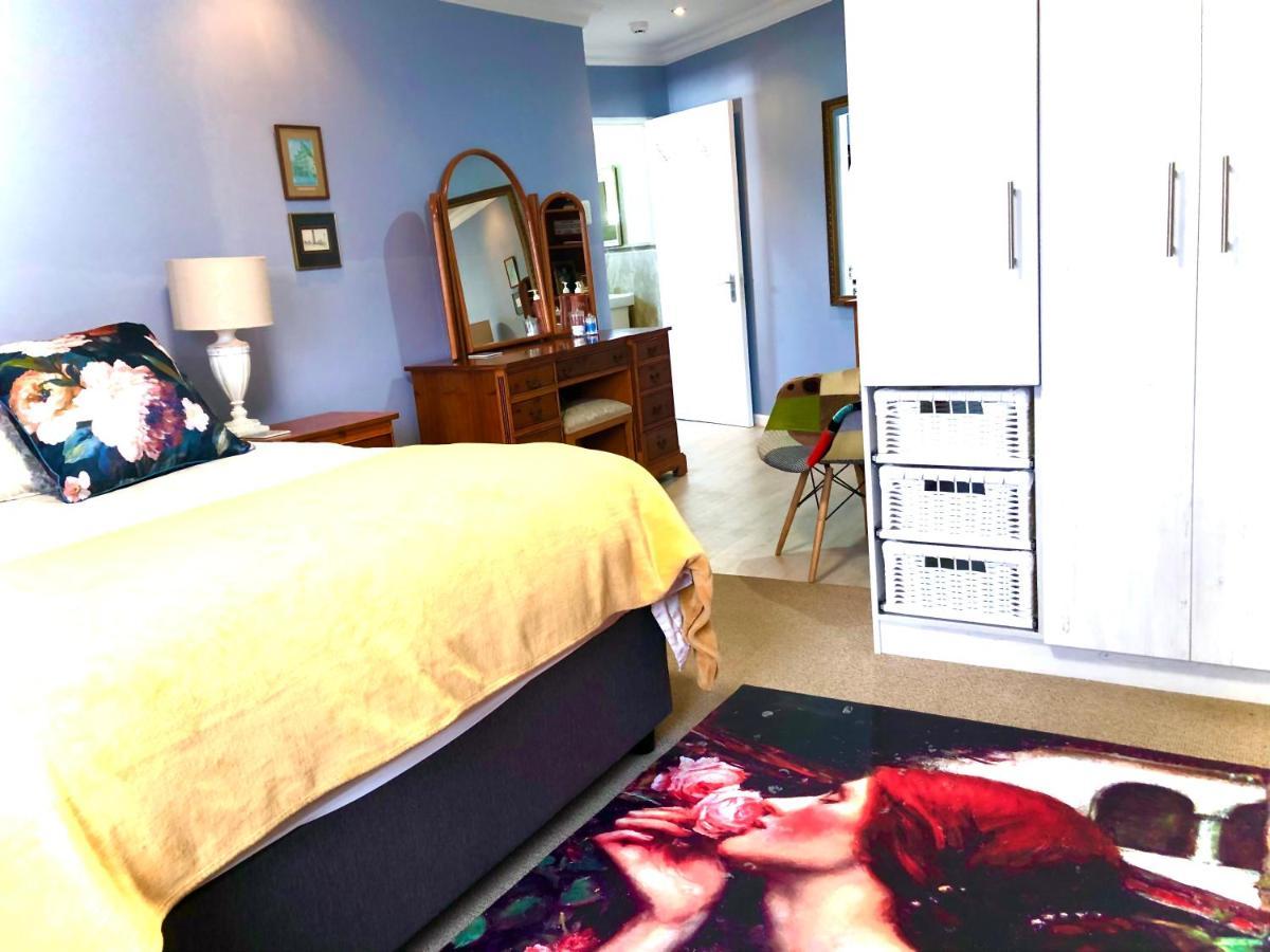 The Ark Guesthouse At Marina Martinique เจฟฟรีส์เบย์ ภายนอก รูปภาพ