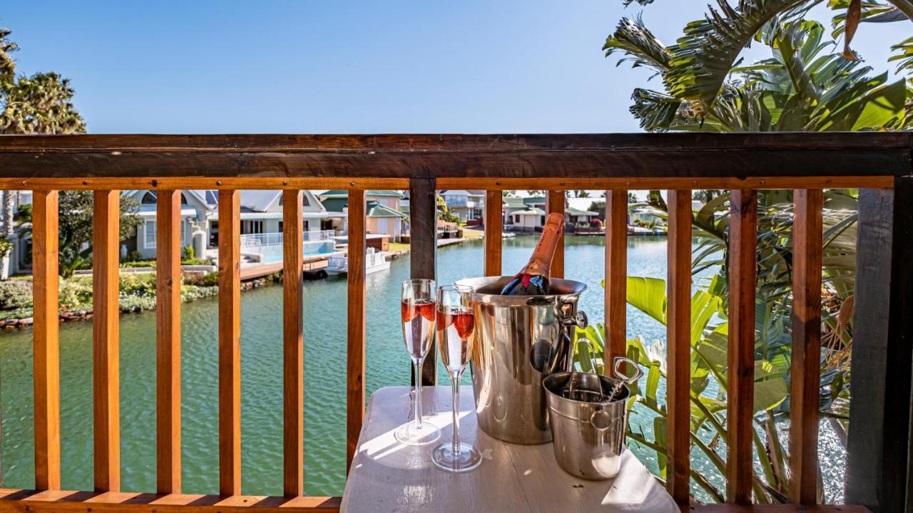 The Ark Guesthouse At Marina Martinique เจฟฟรีส์เบย์ ภายนอก รูปภาพ