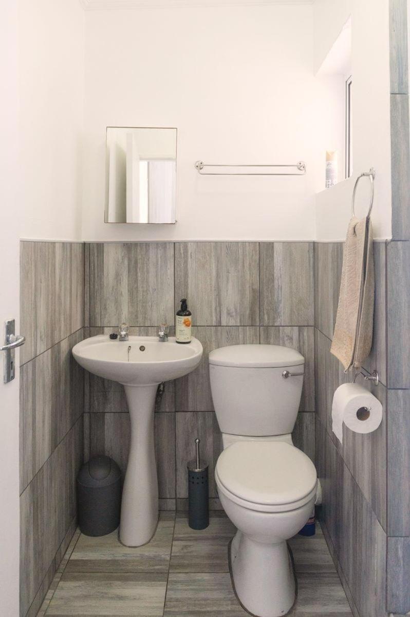 The Ark Guesthouse At Marina Martinique เจฟฟรีส์เบย์ ภายนอก รูปภาพ